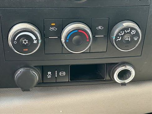 Used 2013 Chevrolet Silverado 2500 LT w/ LPO, Protection Package AWD/4WD image 23