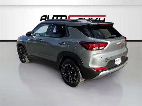 Used 2023 Chevrolet TrailBlazer LT w/ Convenience Package image 5