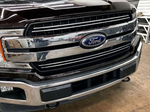 Used 2020 Ford F150 Lariat w/ FX4 Off-Road Package image 31