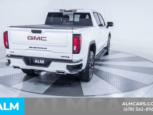 Used 2023 GMC Sierra 1500 AT4 w/ AT4 Premium Package AWD/4WD image 9