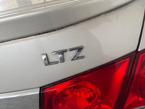 Used 2013 Chevrolet Cruze LTZ w/ RS Package FWD image 11