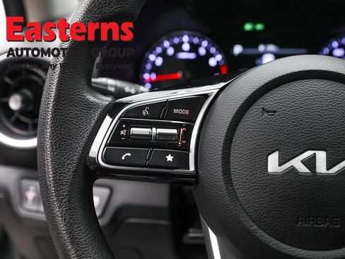 Used 2023 Kia Forte LXS image 15