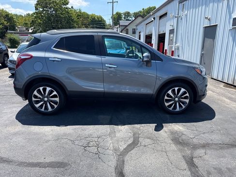 Used 2019 Buick Encore Essence AWD/4WD image 9