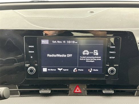 Used 2023 Kia Sportage LX image 11