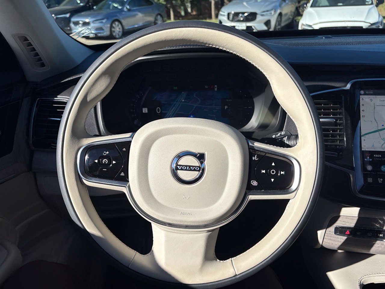 Used 2025 Volvo XC90 T8 Ultra w/ Protection Package Premier AWD/4WD image 25