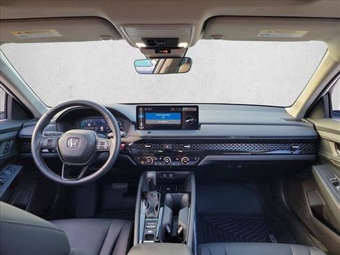 Used 2025 Honda Accord EX-L image 18