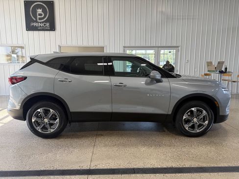 Used 2024 Chevrolet Blazer LT w/ LPO, Floor Liner Package FWD image 7