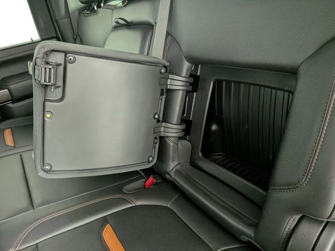 Used 2020 GMC Sierra 2500 AT4 w/ Technology Package image 36