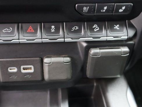 Certified 2022 GMC Sierra 3500 Denali AWD/4WD image 37