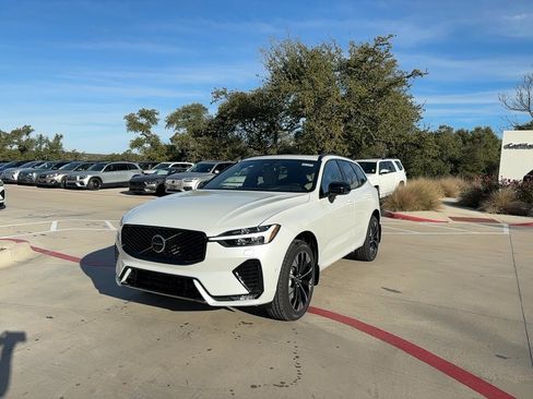 Used 2026 Volvo XC60 B5 Plus w/ Protection Package Premier AWD/4WD image 2