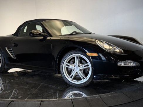 Used 2011 Porsche Boxster RWD image 2