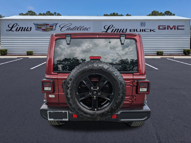 Used 2021 Jeep Wrangler Unlimited Sahara AWD/4WD image 5