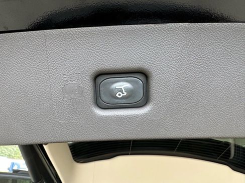 Used 2022 Lincoln Nautilus Reserve w/ Equipment Group 202A image 29