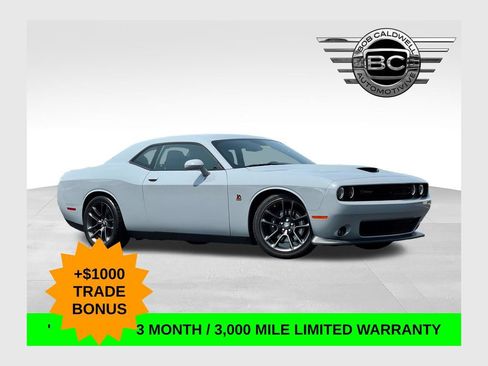 Used 2021 Dodge Challenger R/T Scat Pack RWD image 1