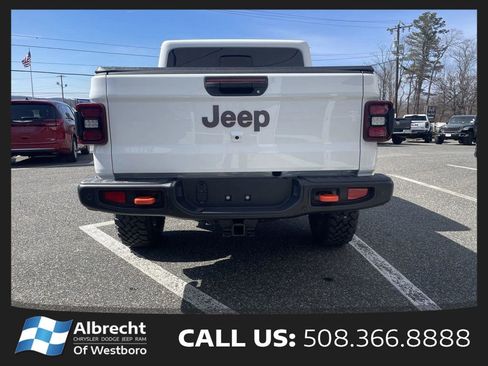 New 2026 Jeep Gladiator Mojave AWD/4WD image 4