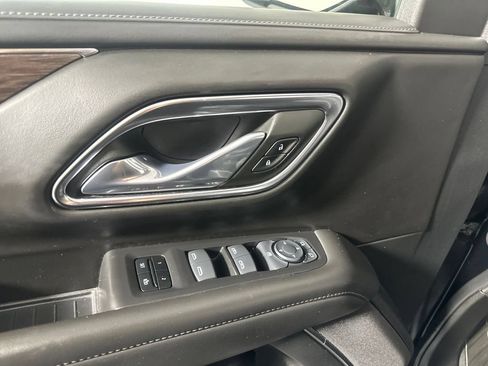 Used 2024 Chevrolet Tahoe LT AWD/4WD image 9
