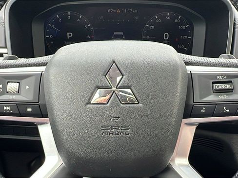 Used 2024 Mitsubishi Outlander SE AWD/4WD image 30