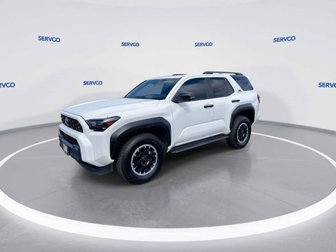 Used 2025 Toyota 4Runner TRD Off-Road Premium AWD/4WD image 4