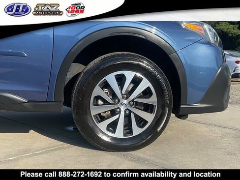 Used 2022 Subaru Outback Premium image 9