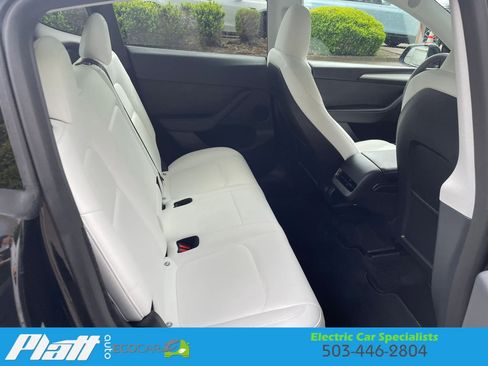 Used 2023 Tesla Model Y Long Range image 49