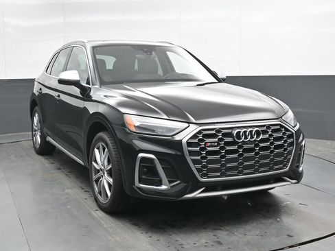 Used 2023 Audi SQ5 Premium Plus w/ Premium Plus Package AWD/4WD image 4