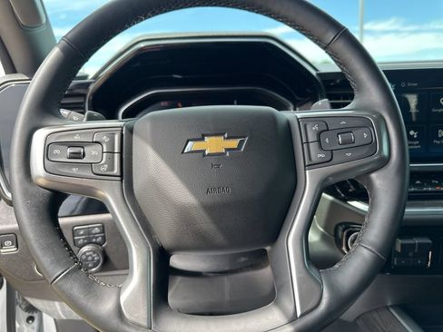 Used 2025 Chevrolet Silverado 1500 LTZ AWD/4WD image 20