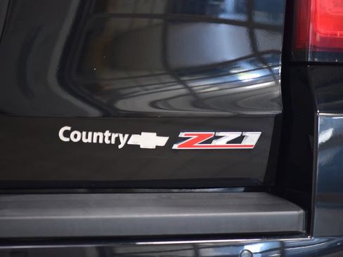 Used 2019 Chevrolet Tahoe LT w/ Z71 Midnight Edition AWD/4WD image 24