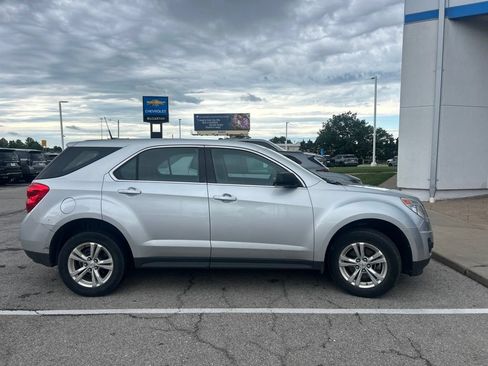 Used 2011 Chevrolet Equinox LS FWD image 4