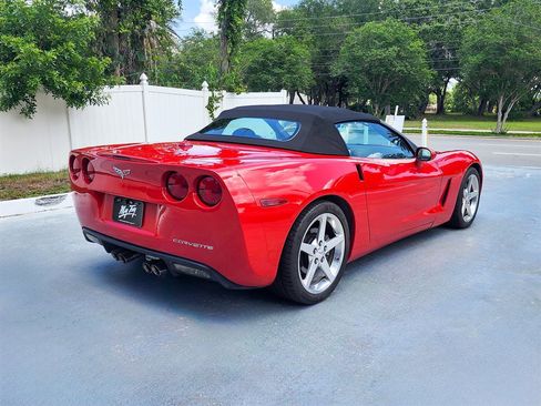 Used 2005 Chevrolet Corvette Convertible w/ Preferred Equipment Group RWD image 16