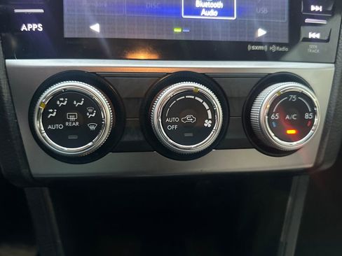 Used 2016 Subaru Crosstrek 2.0i Limited image 18