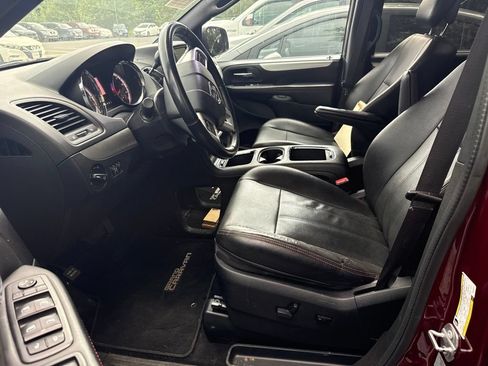 Used 2017 Dodge Grand Caravan GT FWD image 5