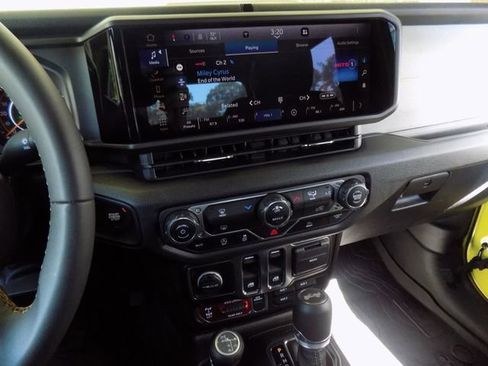 Certified 2024 Jeep Wrangler Sport AWD/4WD image 30