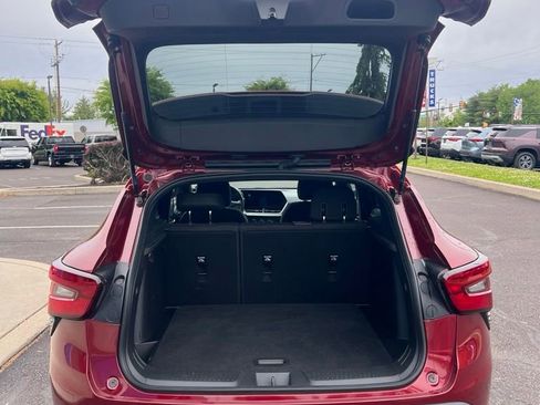 Certified 2024 Chevrolet Trax RS w/ Driver Confidence Package FWD image 19