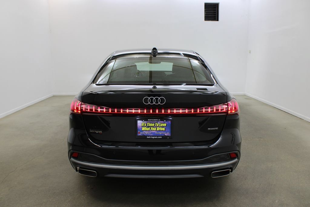 Used 2025 Audi A5 2.0T Premium Plus w/ Premium Plus AWD/4WD image 4
