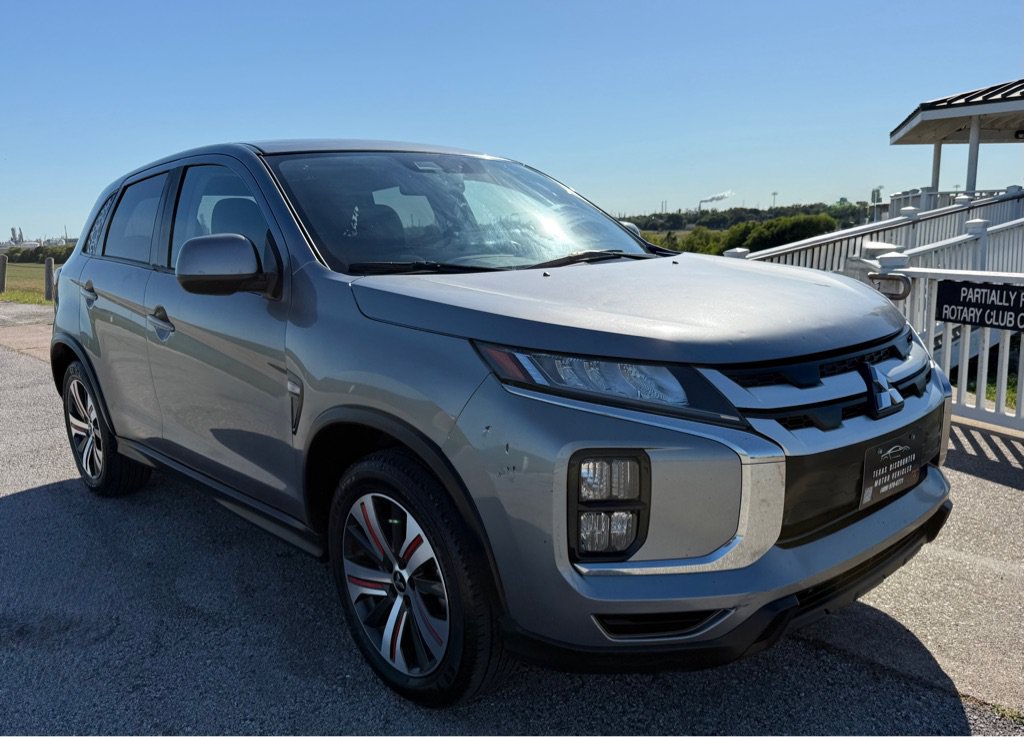 Used 2022 Mitsubishi Outlander Sport ES FWD image 3