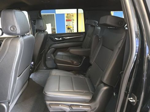 Used 2022 GMC Yukon XL Denali AWD/4WD image 21