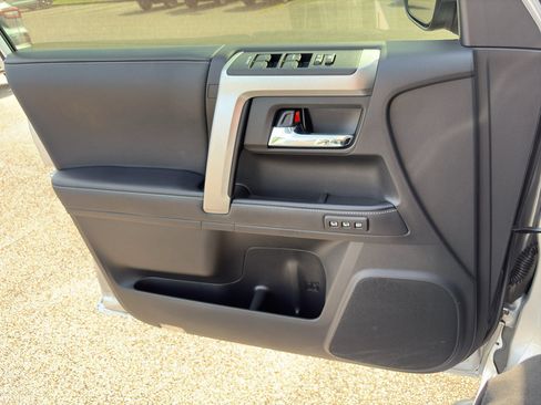 Certified 2023 Toyota 4Runner Limited AWD/4WD image 22
