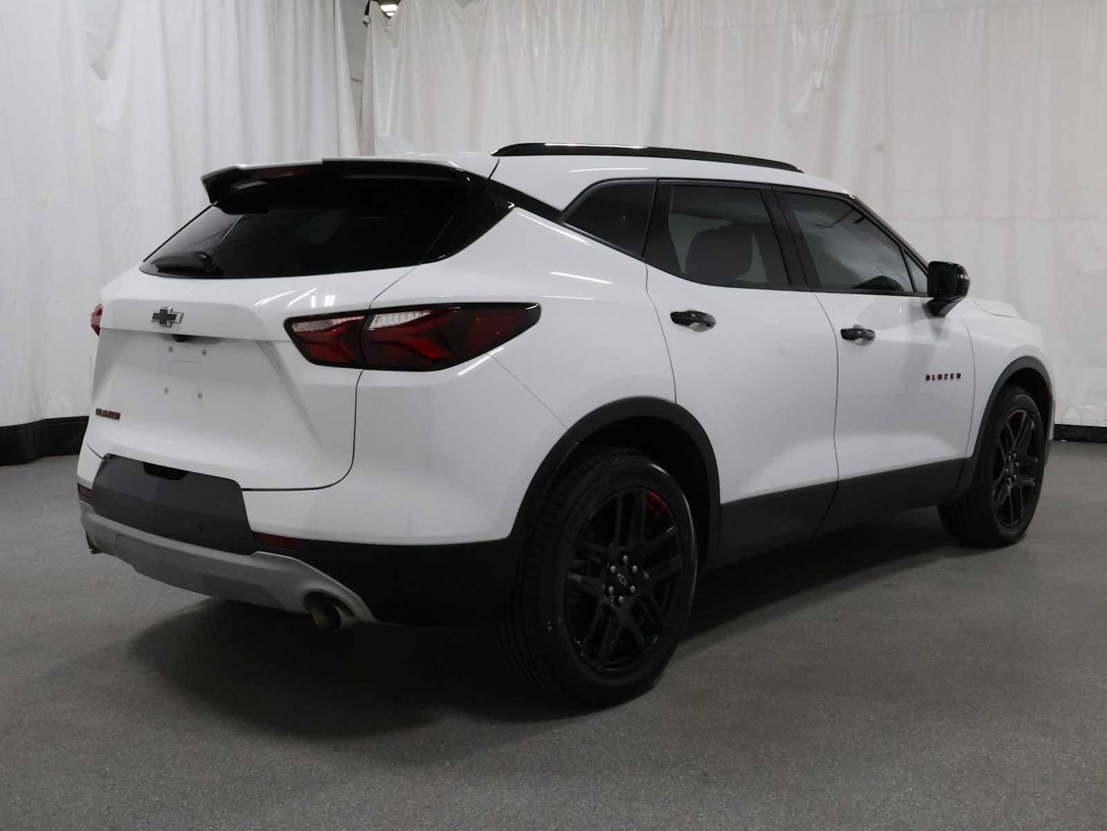 Used 2021 Chevrolet Blazer LT w/ Redline Edition FWD image 9