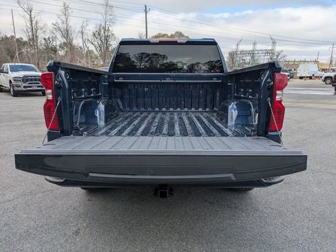 Used 2023 Chevrolet Silverado 1500 Custom image 13