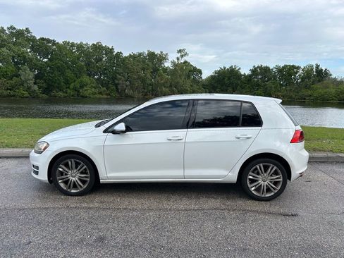 Used 2015 Volkswagen Golf TDI S image 2