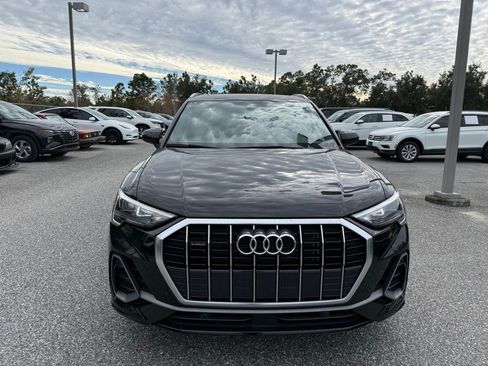 Used 2022 Audi Q3 2.0T Premium w/ Convenience Package image 2