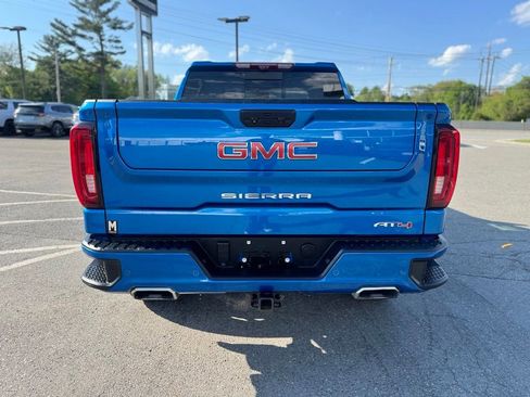 Certified 2023 GMC Sierra 1500 AT4 w/ Technology Package AWD/4WD image 5
