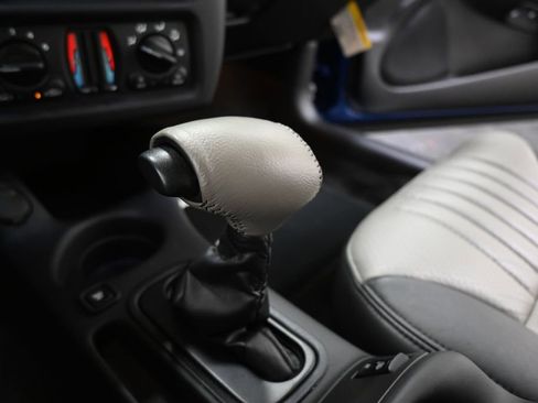 Used 2003 Chevrolet Monte Carlo SS FWD image 17