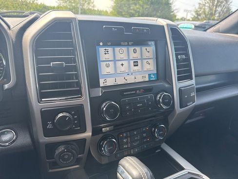 Used 2018 Ford F150 Lariat AWD/4WD image 12
