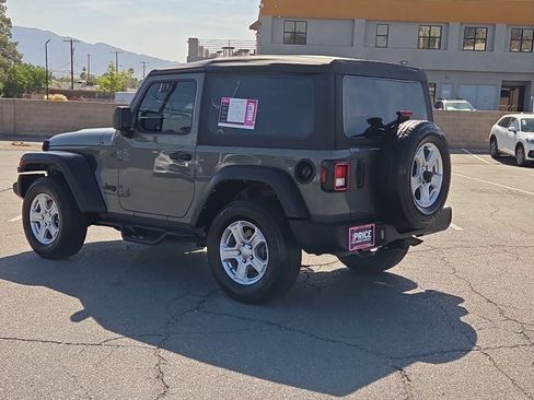 Used 2022 Jeep Wrangler Sport AWD/4WD image 8