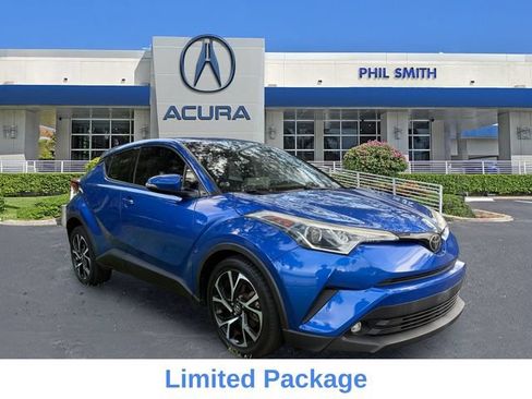 Used 2019 Toyota C-HR Limited FWD image 3