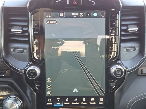 Used 2023 RAM 1500 Limited w/ Trailer Tow Group image 18