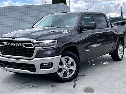 New 2026 RAM 1500 4x4 Crew Cab image 2