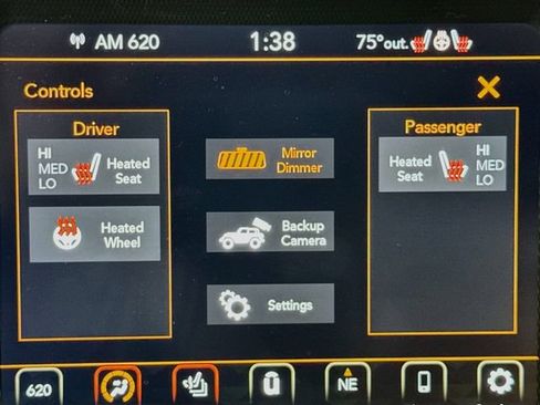 Used 2022 Jeep Wrangler Unlimited Rubicon AWD/4WD image 25