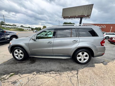 Used 2010 Mercedes-Benz GL 450 4MATIC image 6